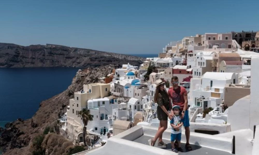 Ελλείψεις σε ξενοδοχεία καραντίνας στα νησιά – Τα πρόσθετα μέτρα